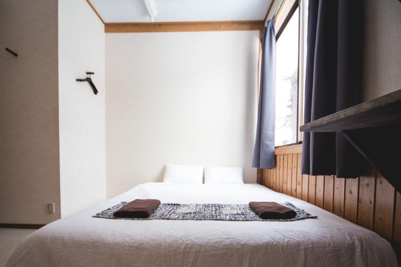 Hakuba Cortina Lodge Otari Buitenkant foto