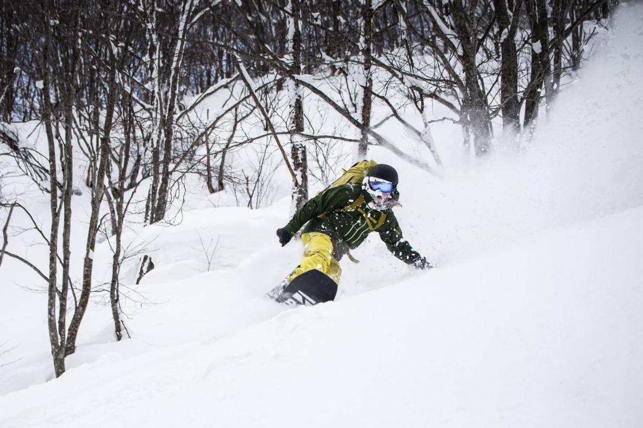 Hakuba Cortina Lodge Otari Buitenkant foto