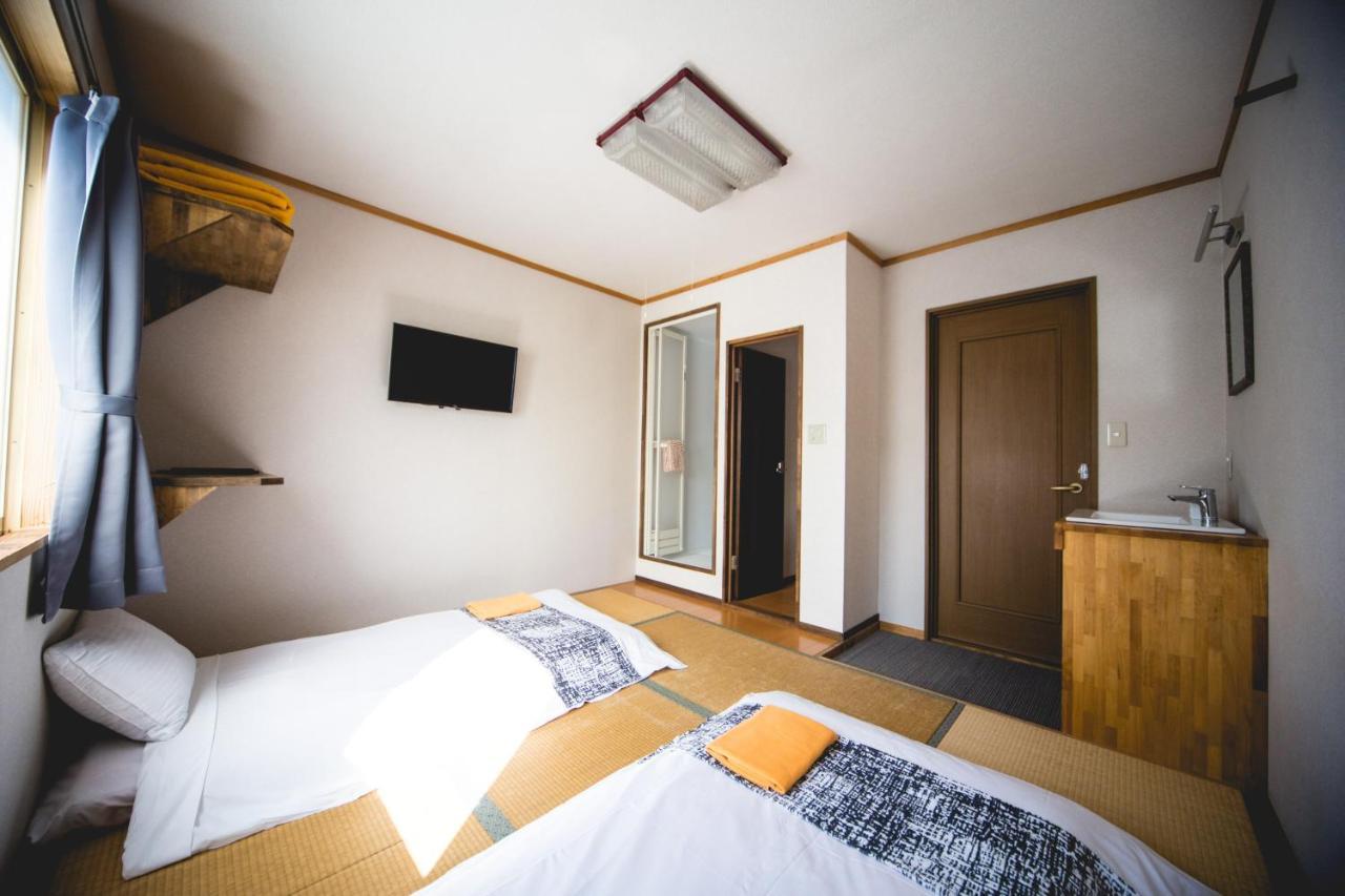 Hakuba Cortina Lodge Otari Buitenkant foto