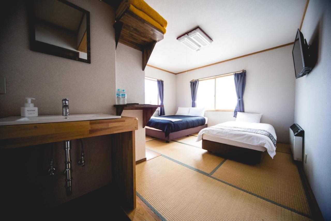 Hakuba Cortina Lodge Otari Buitenkant foto